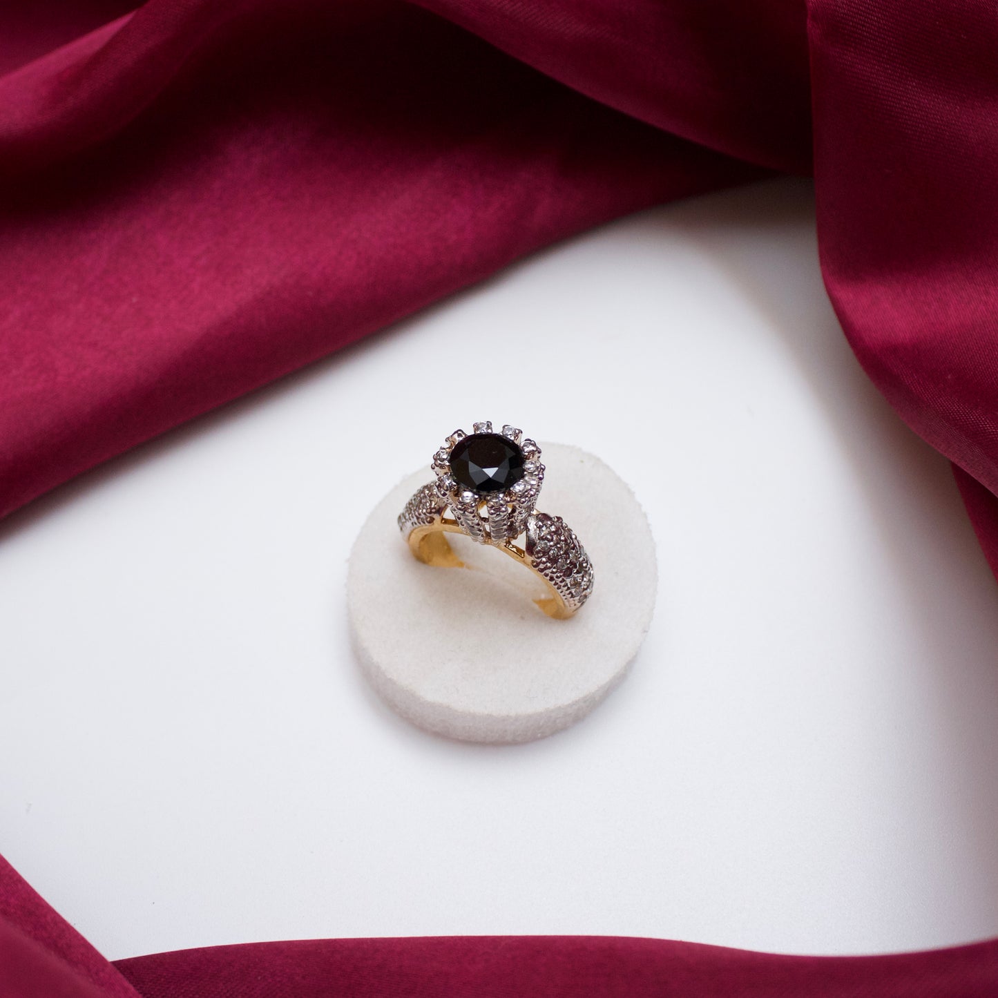 Queen Rings
