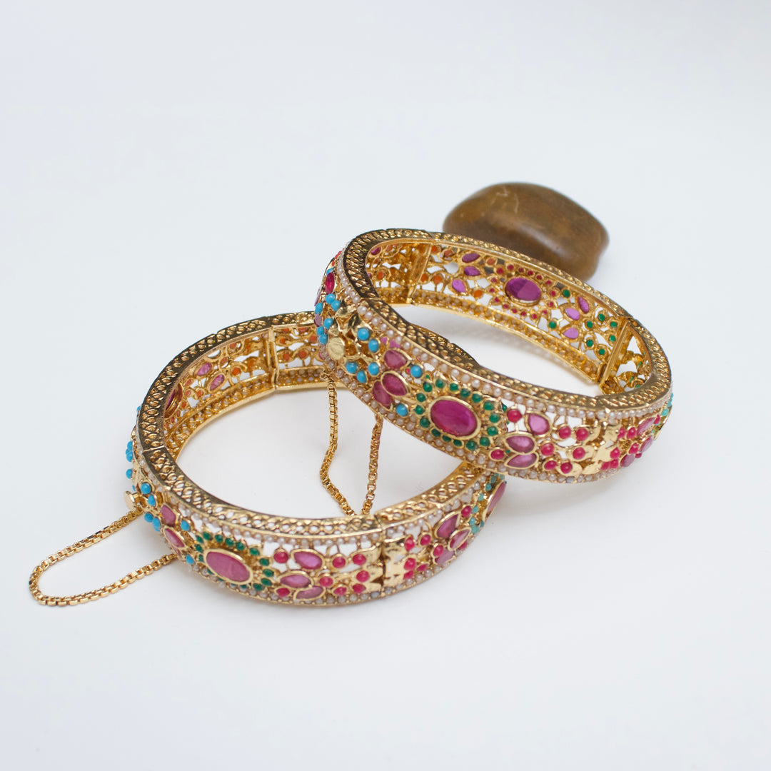 Preeth Naurattan Bangles