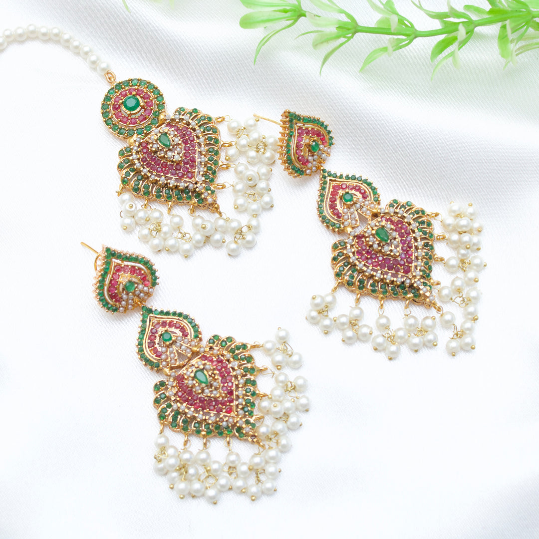 Lavish Earring & Teeka