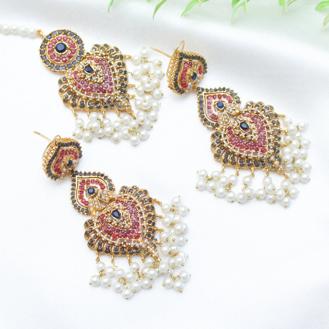 Lavish Earring & Teeka