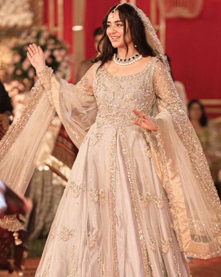 Yumna Zaidi Silver Set - 002