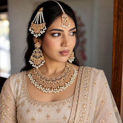 Noor-e-Aroos Bridal Jewellery Set