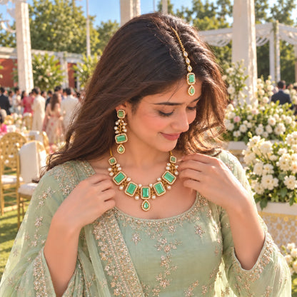 Noor-e-Sahar Necklace Set
