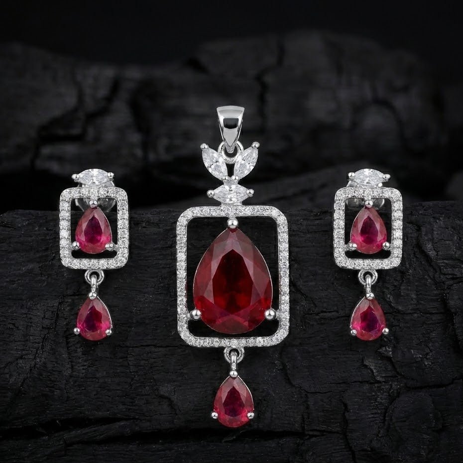 Scarlet Petal Suite