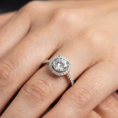 PLATINUM ROUND DIAMOND RING