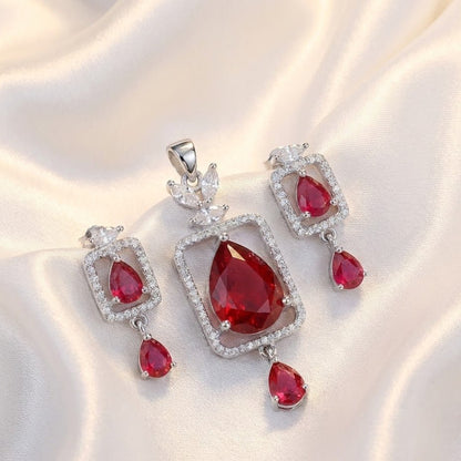 Scarlet Petal Suite