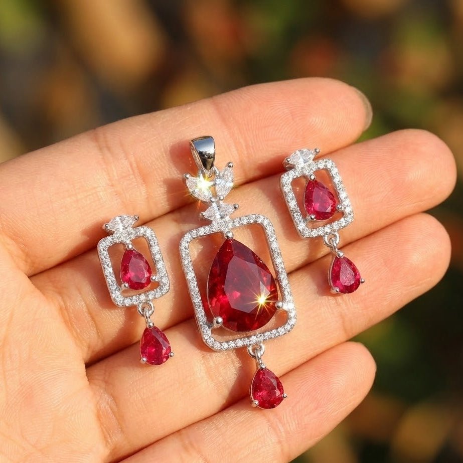 Scarlet Petal Suite