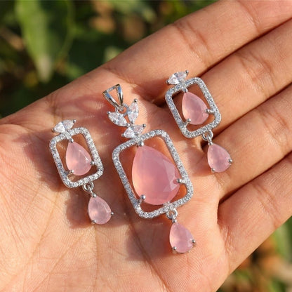 Rosé Petal Trio