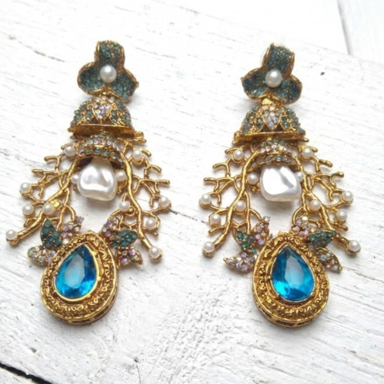 Gul-o-Shajar Danglers