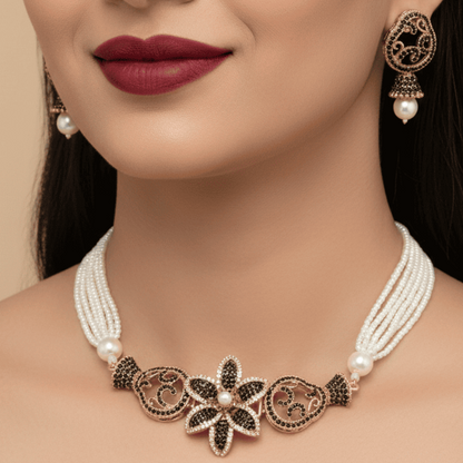 The Blossom Nacre Choker Set