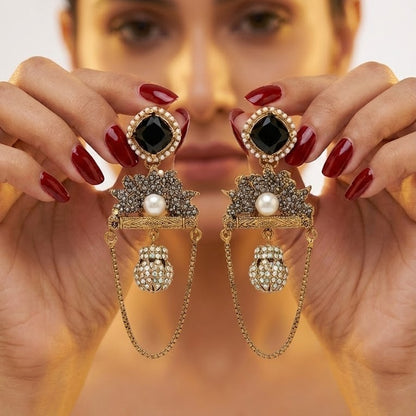 Shahi Noor Chain Earrings