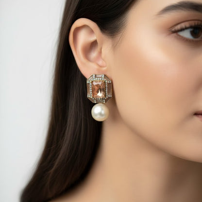 Sadaf Glow Studs