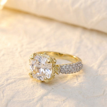 Cubic Zircons Ring With Gold Polish