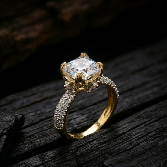 Cubic Zircons Ring With Gold Polish