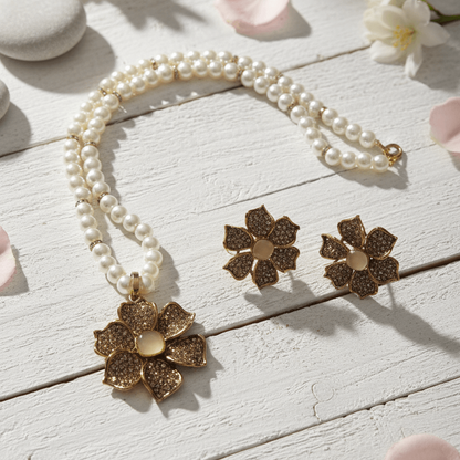 The Royal Fleur Pearl Set