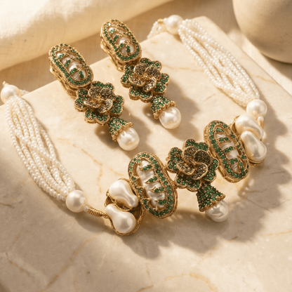 The Crimson Heritage Mother of Pearl Set