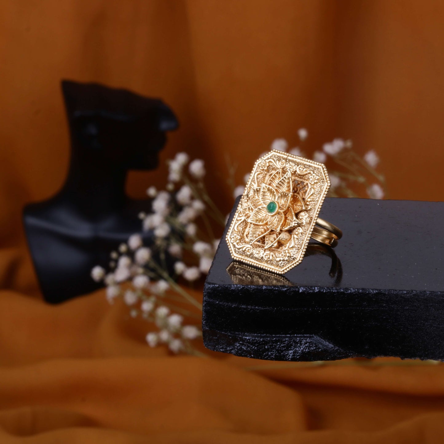 Rajwari Precious Ring