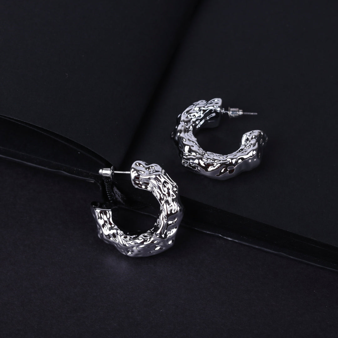 Wrinkled Shaped Earring