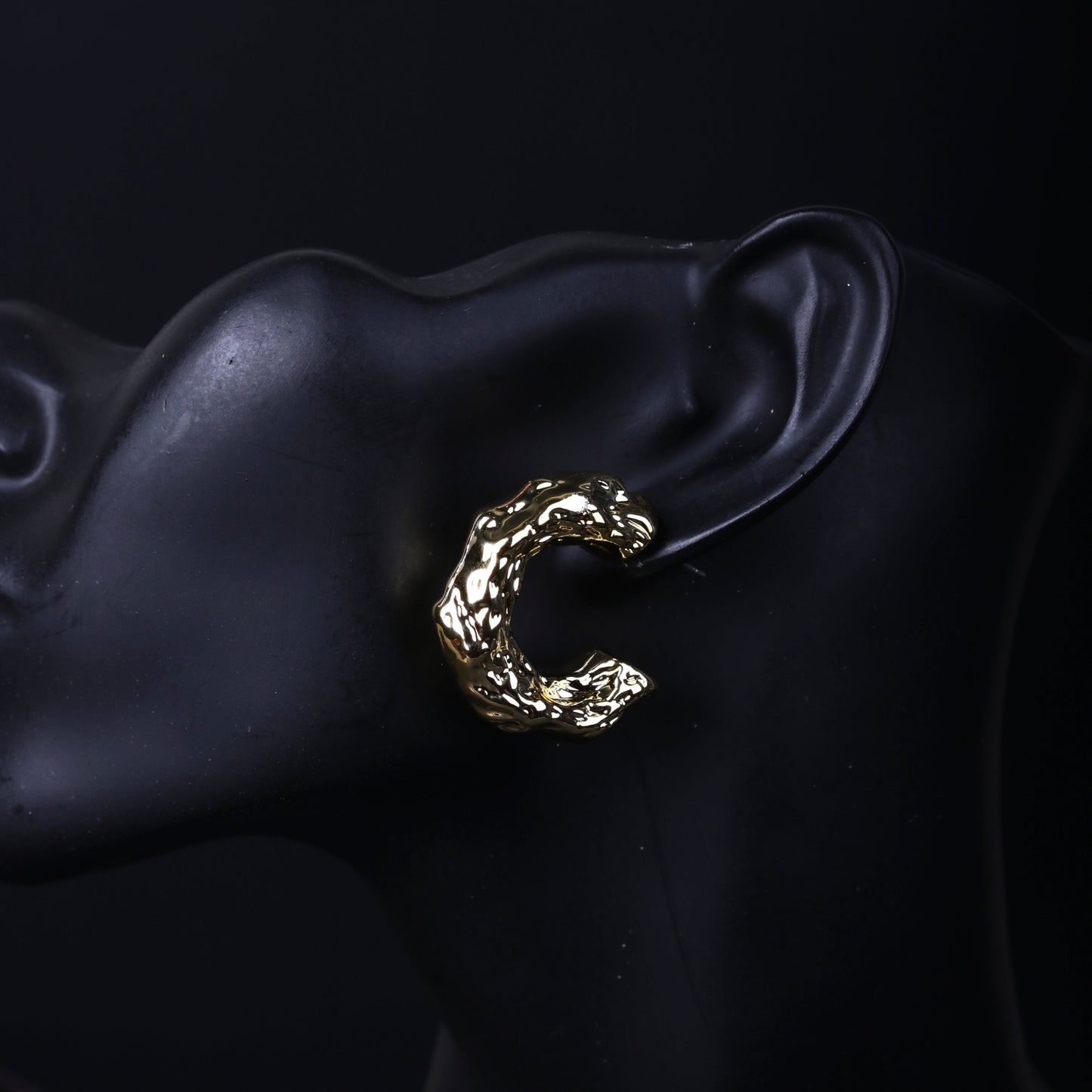 Wrinkled Shaped Earring