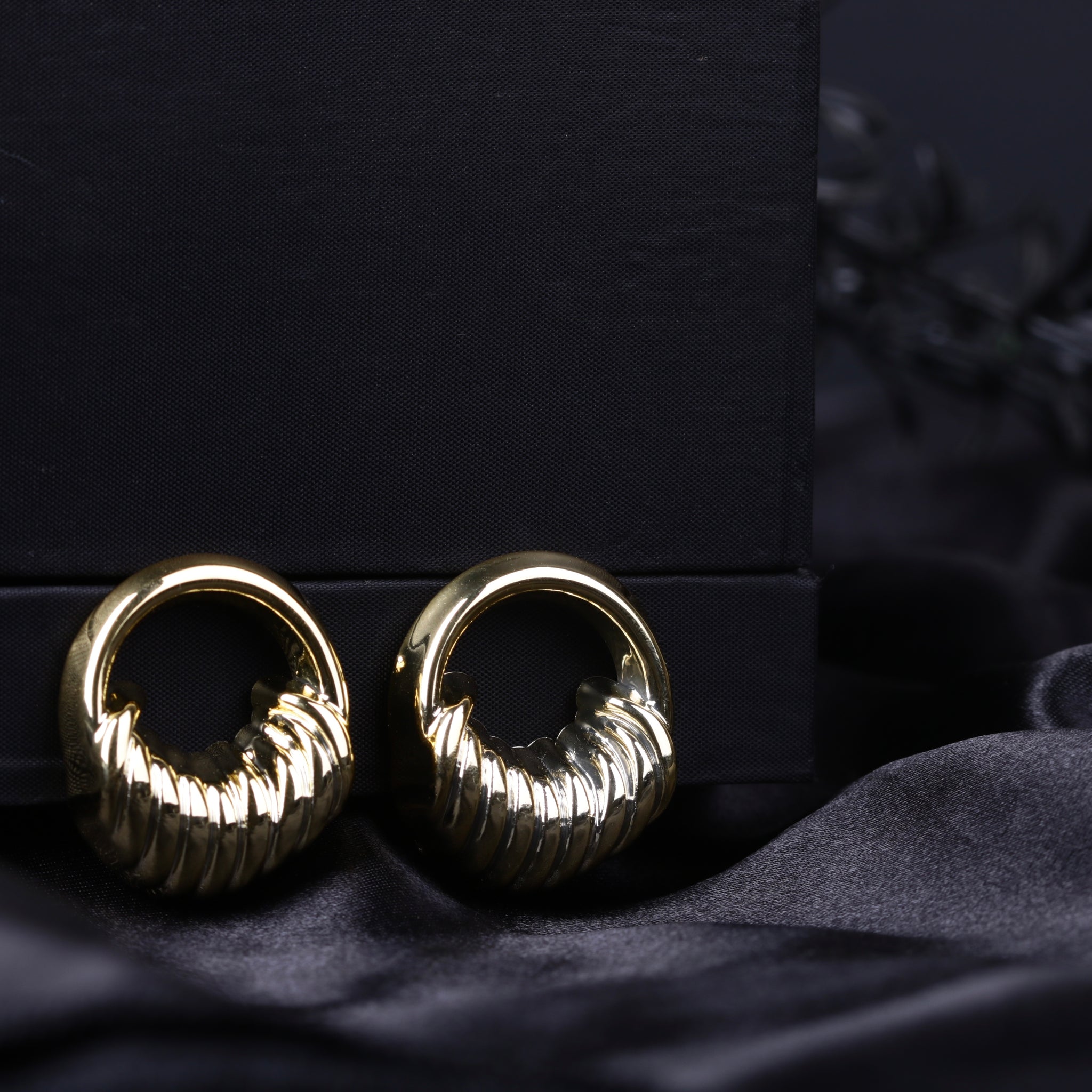 Circular Hoop Studs