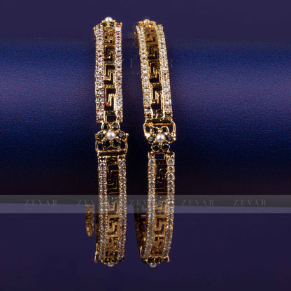 Victorian Flower  Bangle