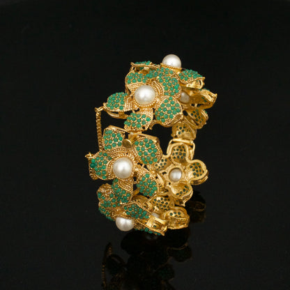 Pearl Naurattan Bangle