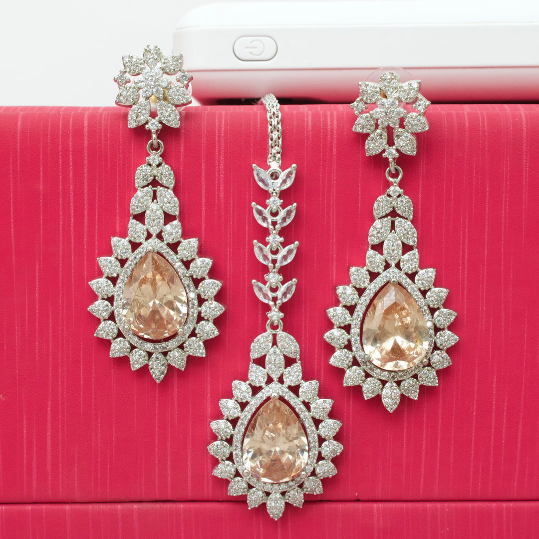 AD Earring with Teeka