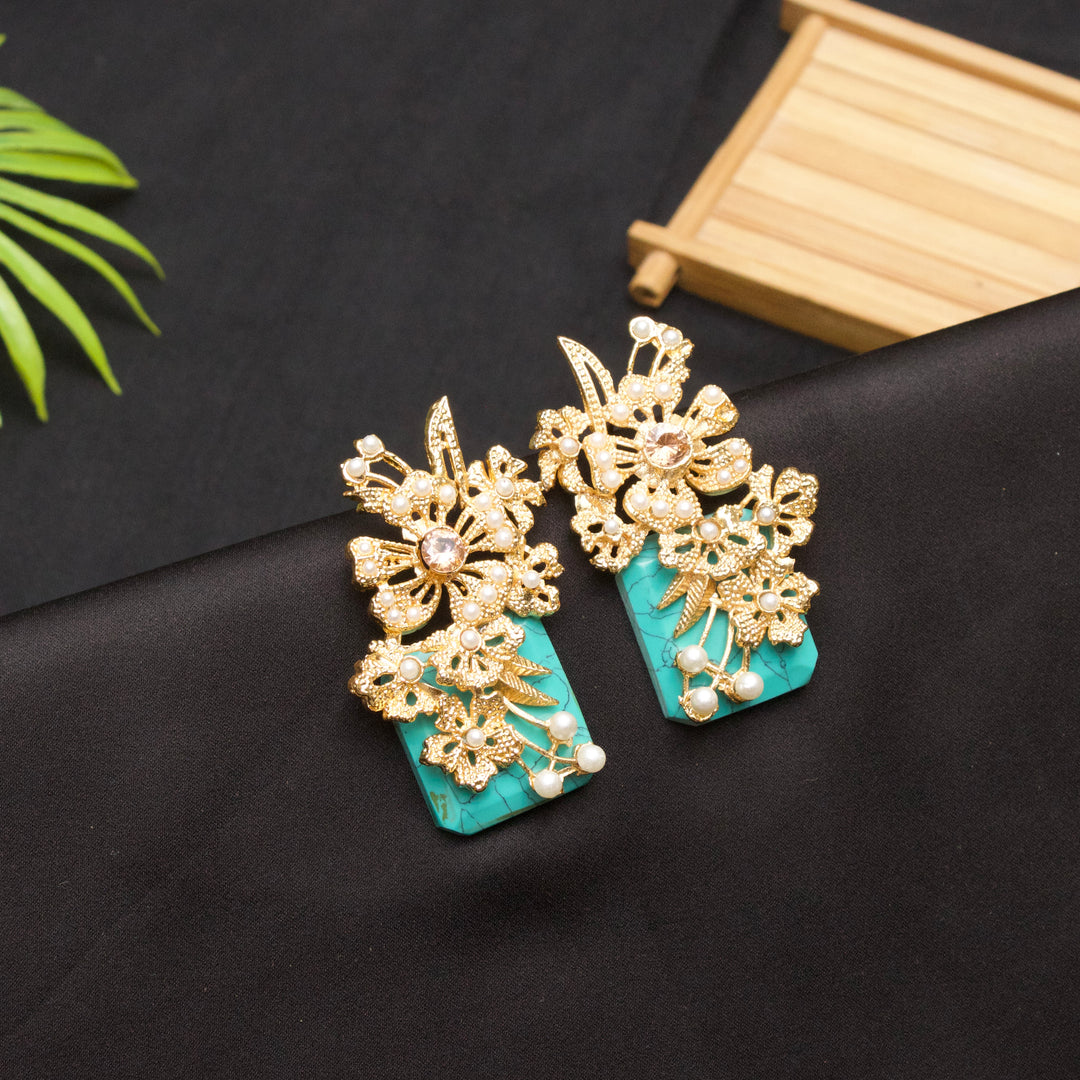 Hand crafted Earings 02