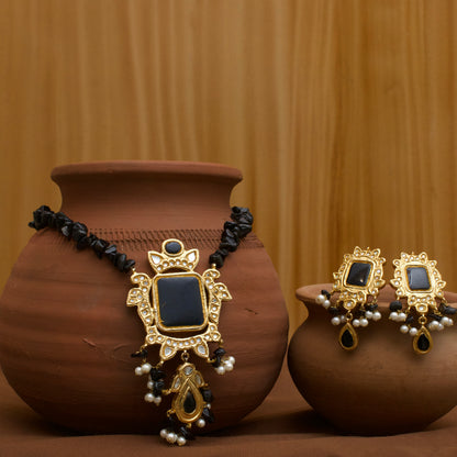 Exquisite Mala Necklace Set
