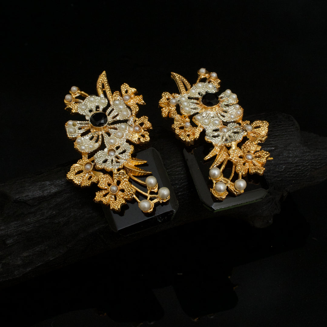 Hand crafted Earings 02
