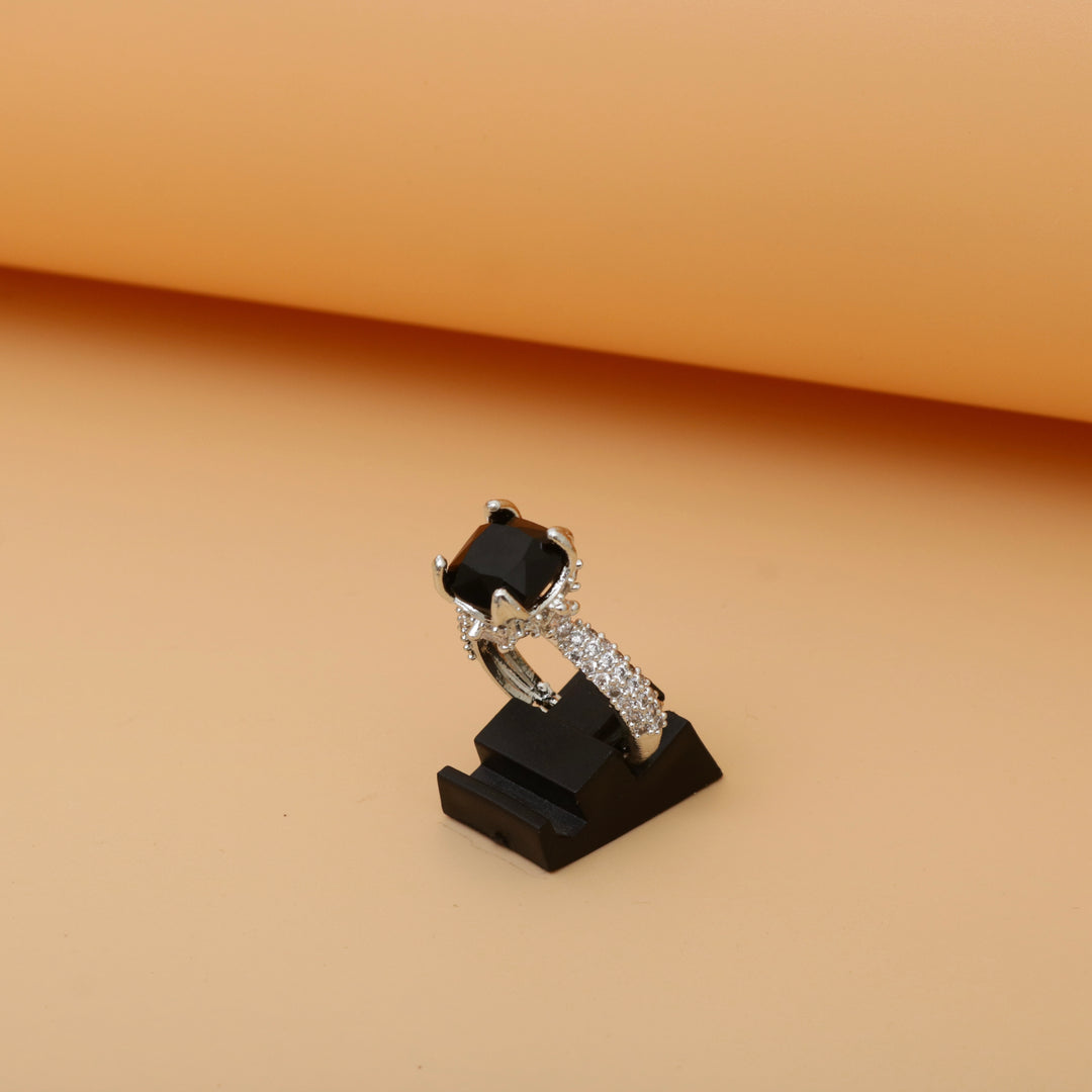 Cubic Zircons Ring