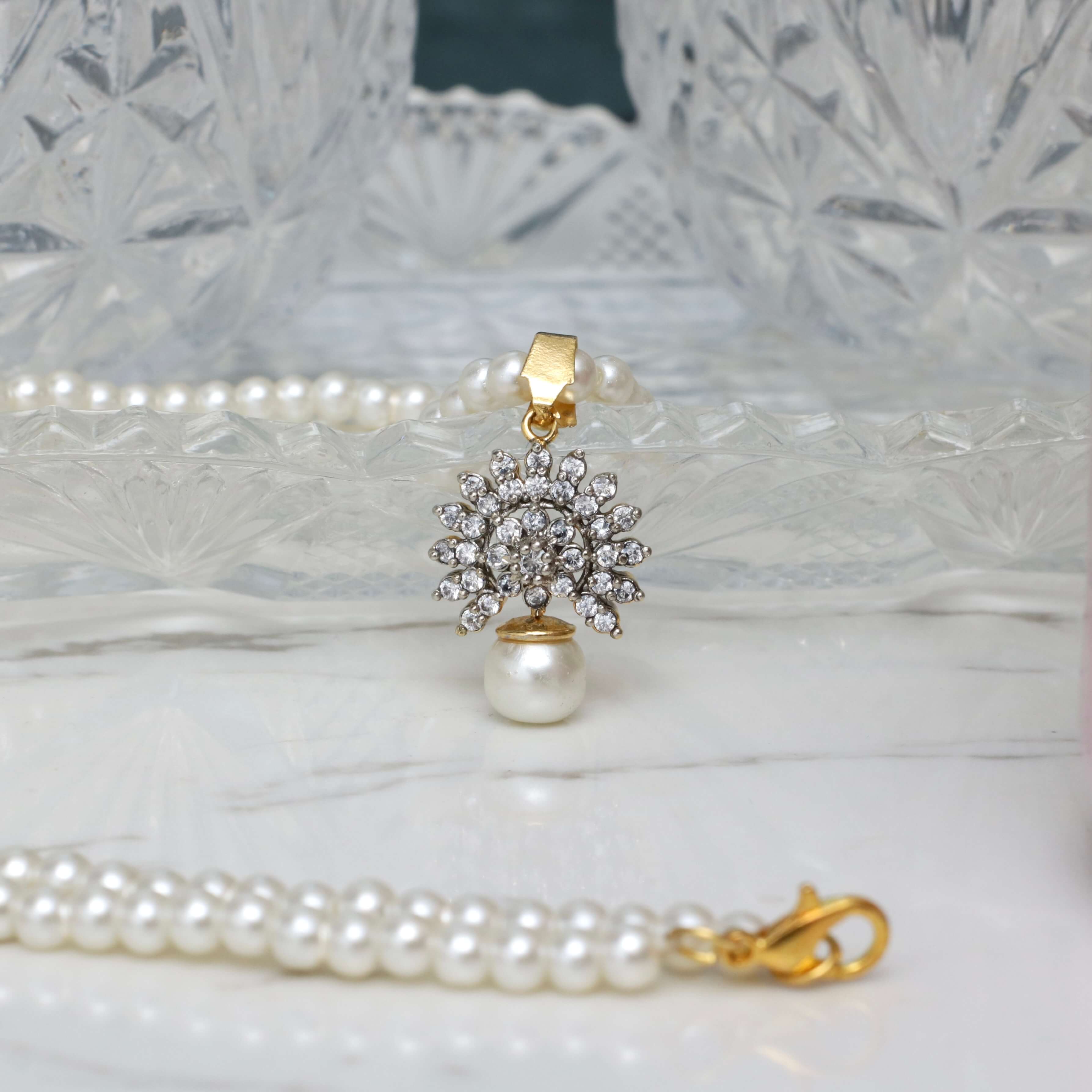 Zarkoon Jarao Pendant – ZevarPalace