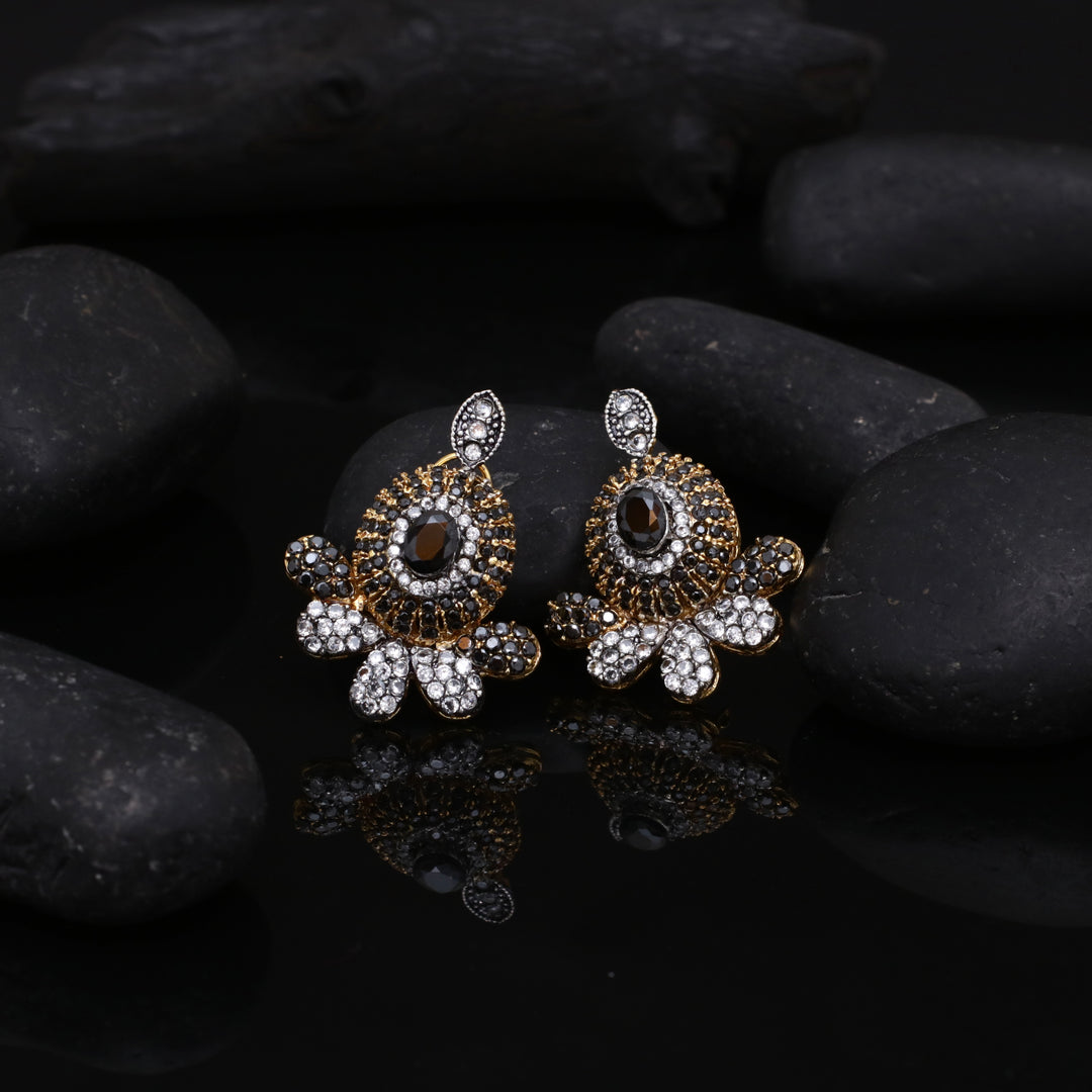Oxidized Zircon studs