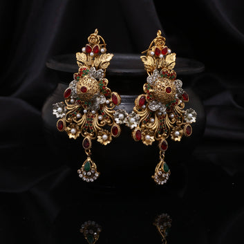 Kairi Zirconia with Crystal Earing 02