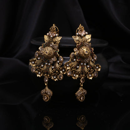 Kairi Zirconia with Crystal Earing 02