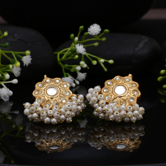 Pearl Bunch Earring