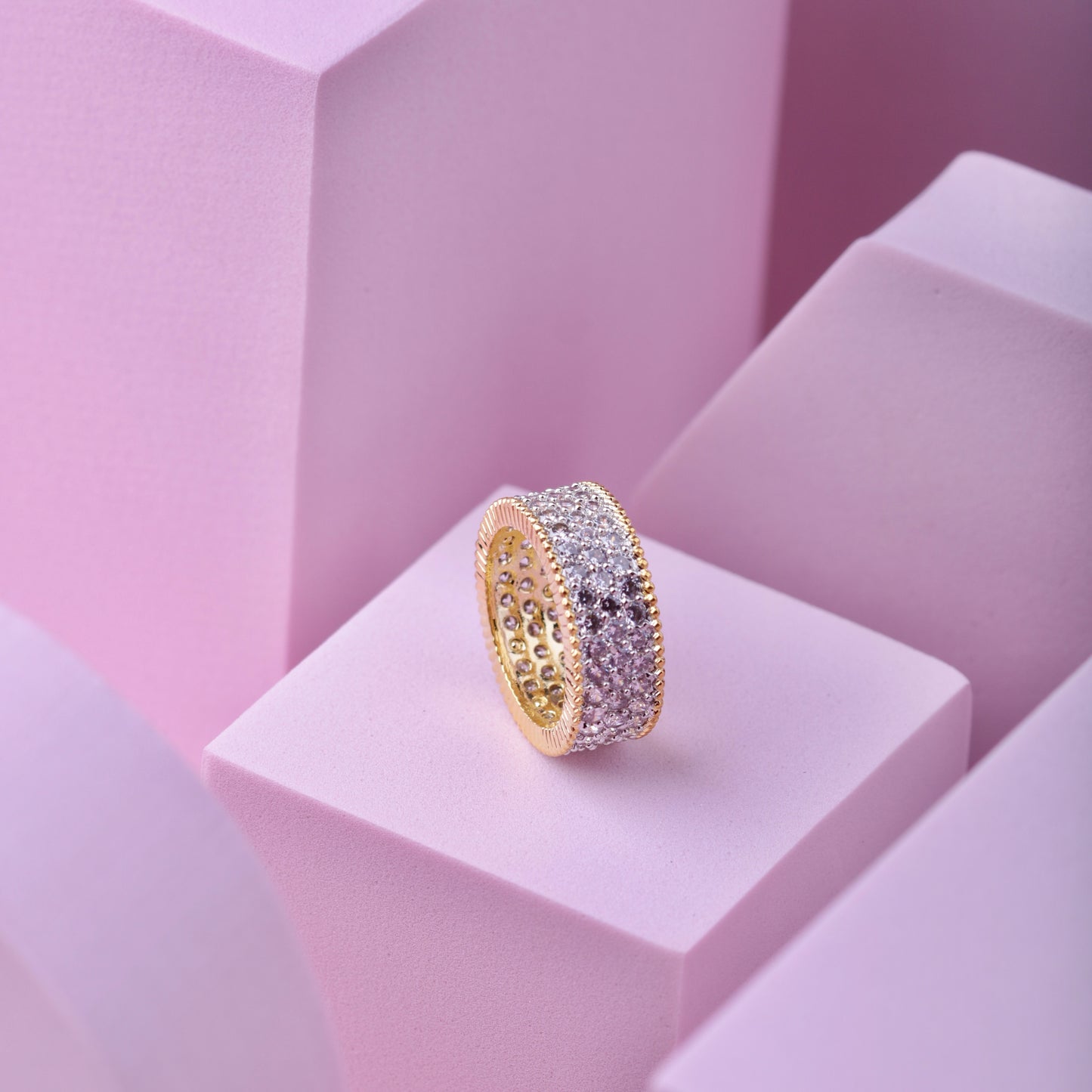 Zirconia Finger Ring
