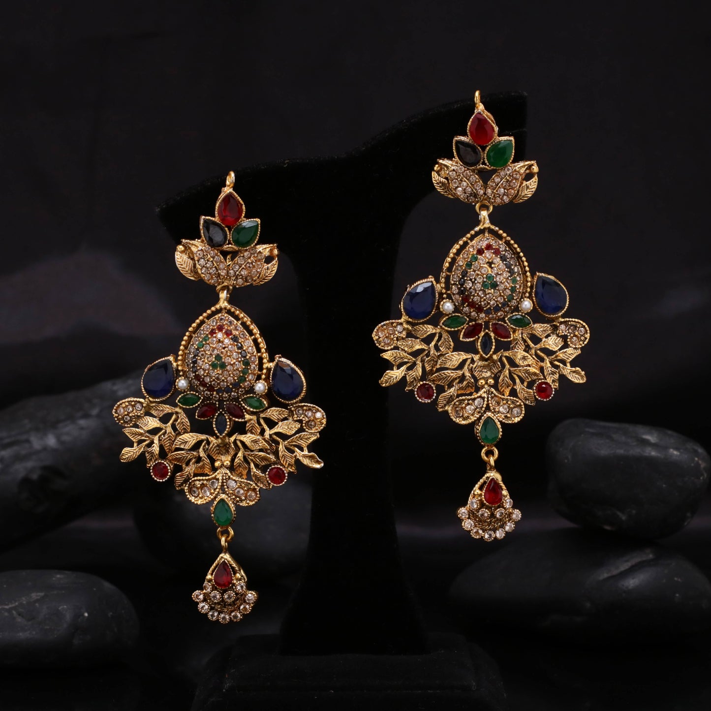 Kairi Zirconia with Crystal Earing 03