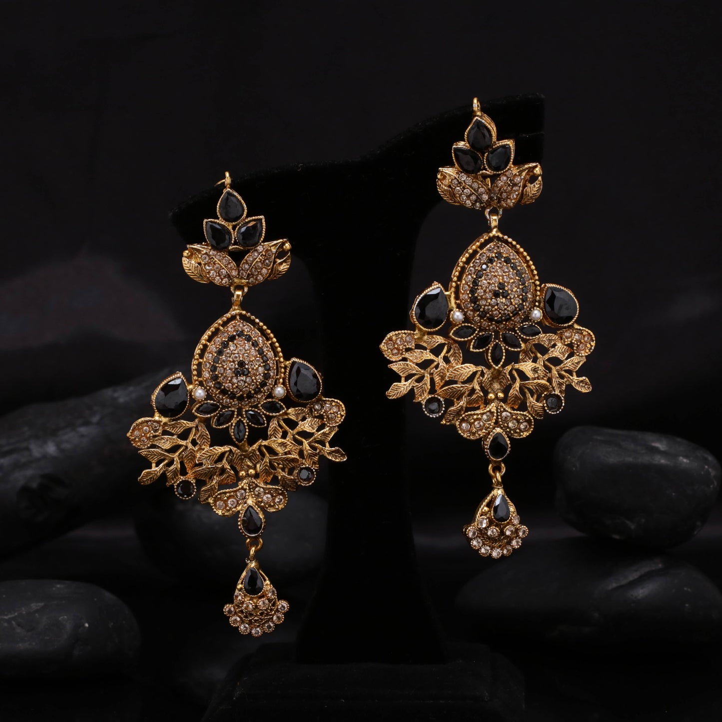 Kairi Zirconia with Crystal Earing 03
