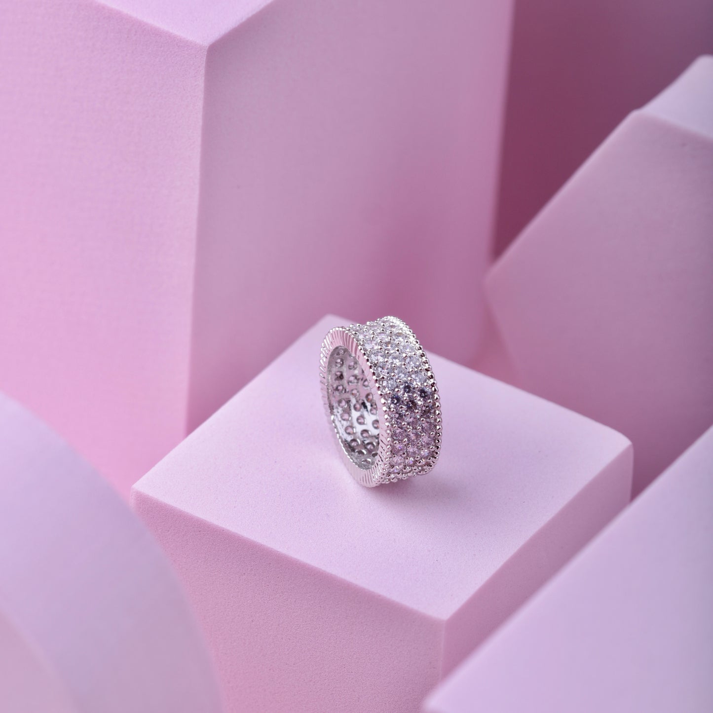 Zirconia Finger Ring