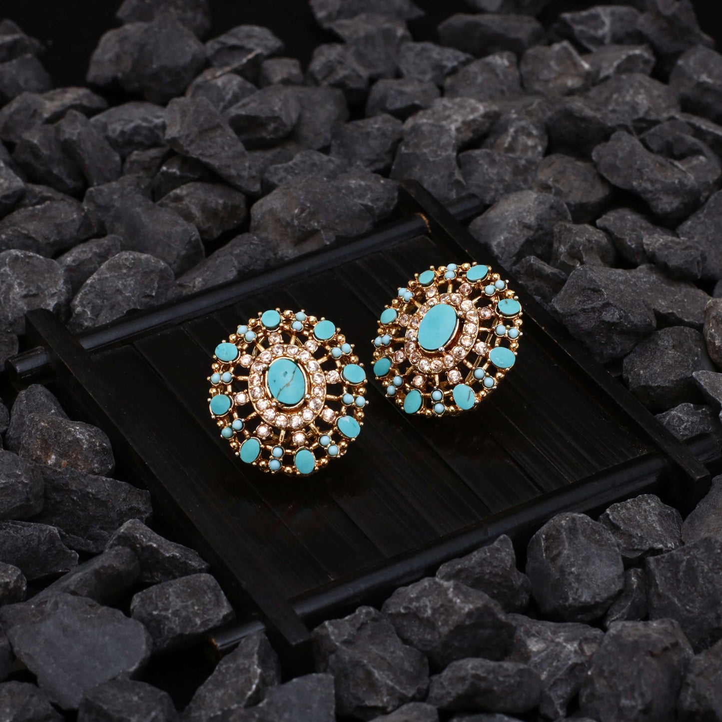Synthatic Studs