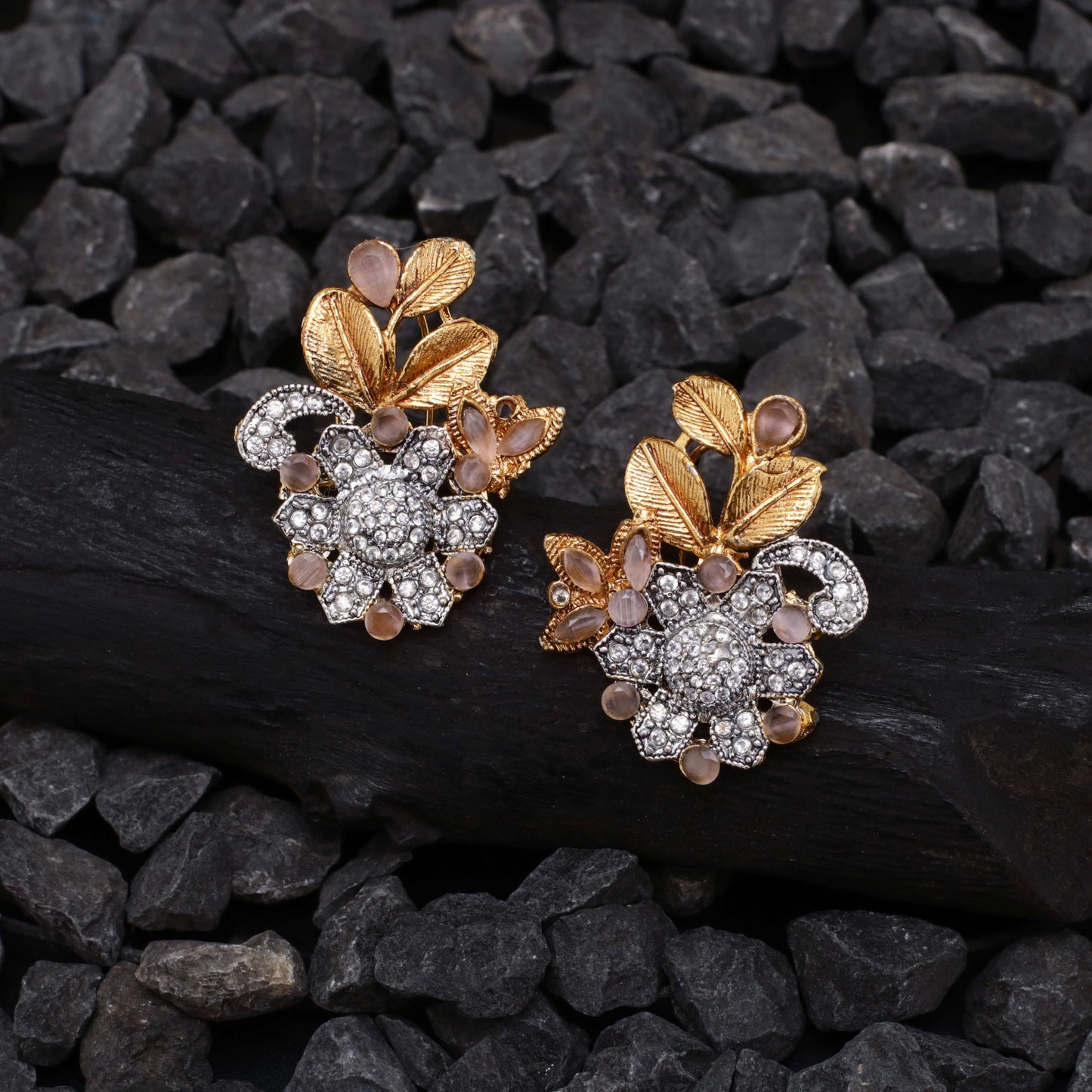 Leaves Studs 02
