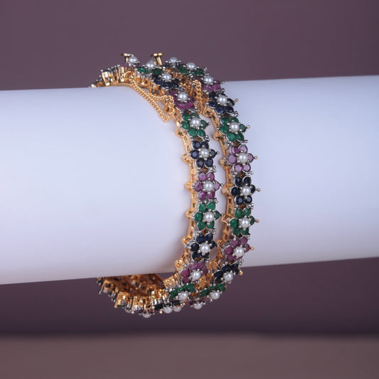 Premium Zircon Flower Bangle