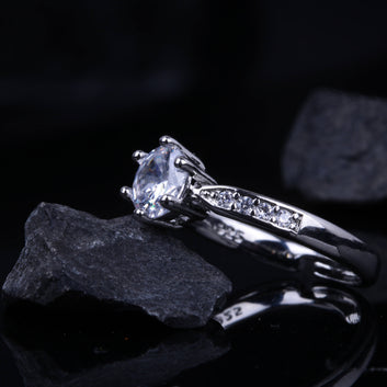 Regent Diamond Ring