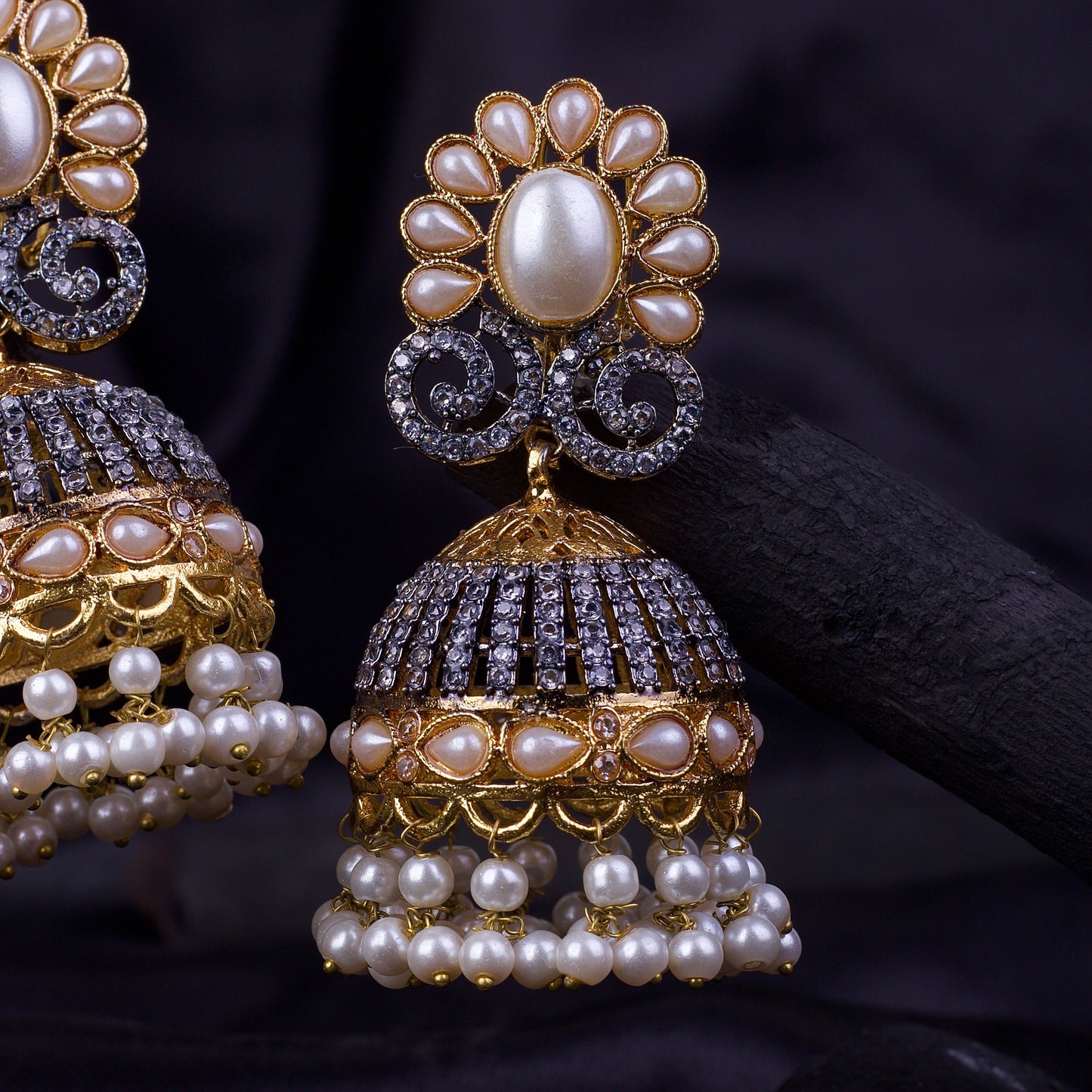 Pearl Elegant Jhumka