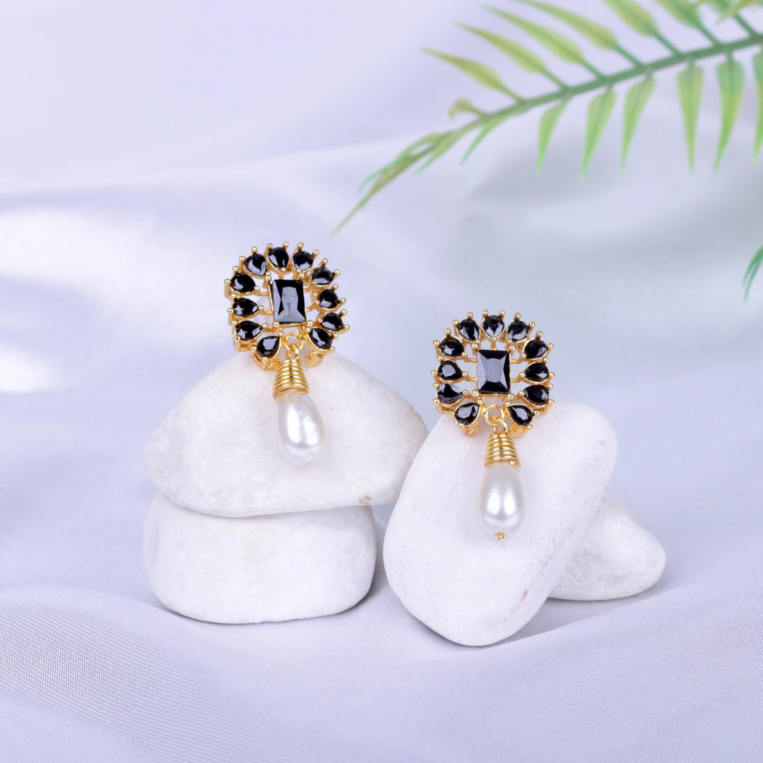 Almond Pearl Studs