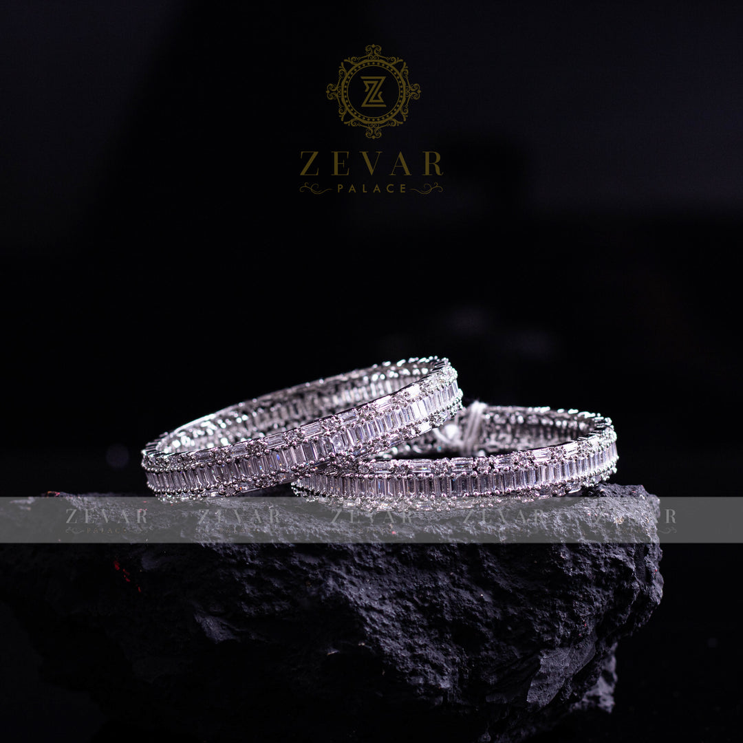 Ad Silver Bangle 07