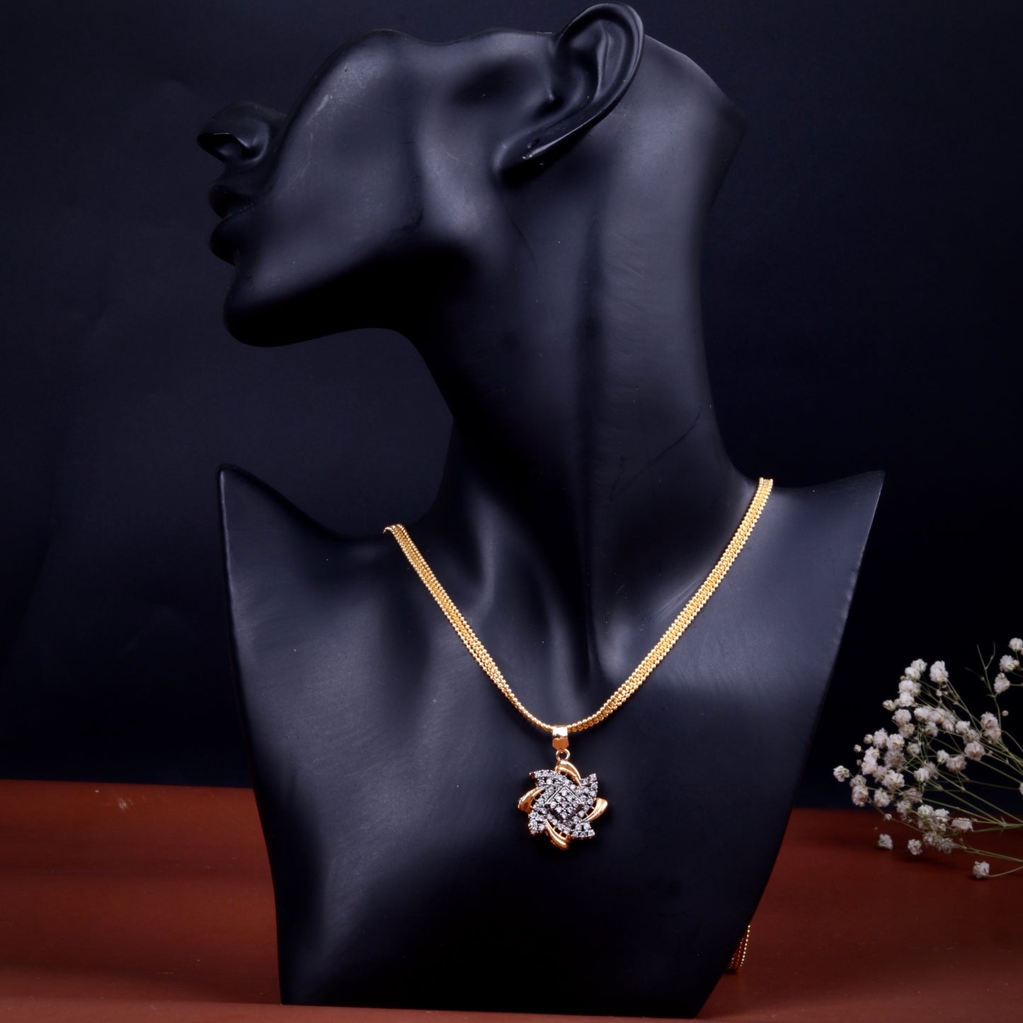 Diamond Jarao Pendant