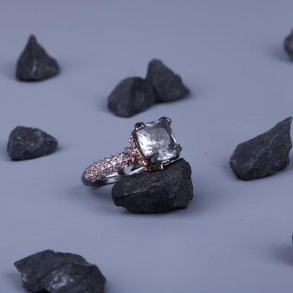 Cubic Zircons Oxidise Ring