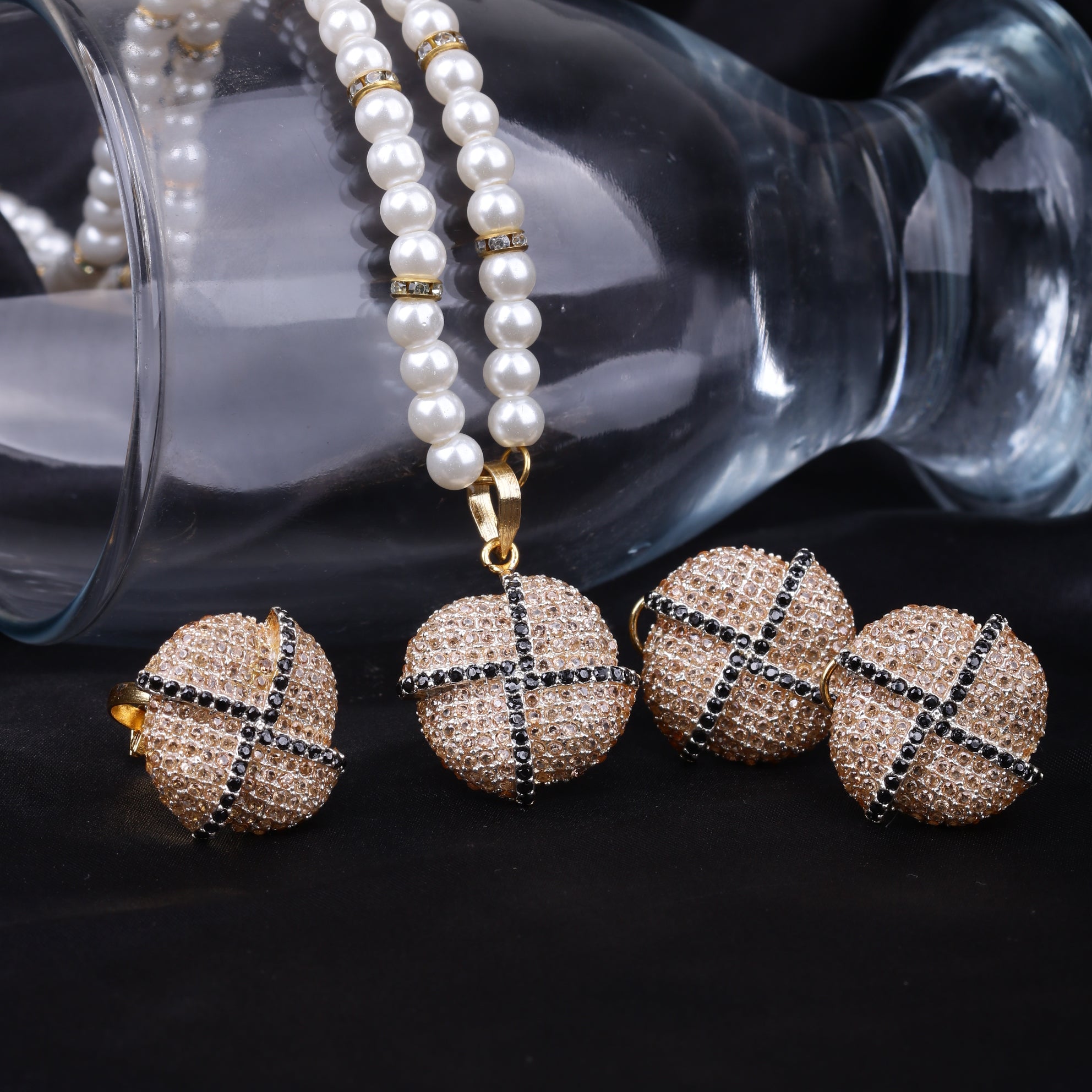 Mystic Glow Zircon Set